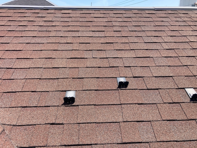 雪止めとアスファルトシングル